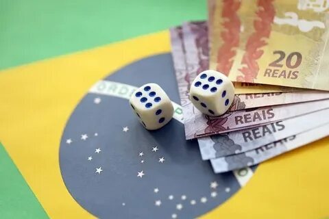 é possível economizar dinheiro ganhando pouco 